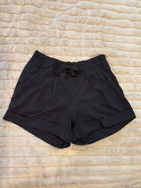 Lululemon Black Women's Drawstring Waist Shorts